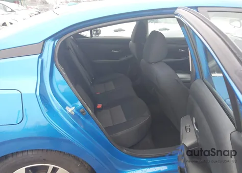 2021 Nissan Sentra Sv Xtronic Cvt z USA, uszkodzony, nr VIN 3N1AB8CV0MY255475